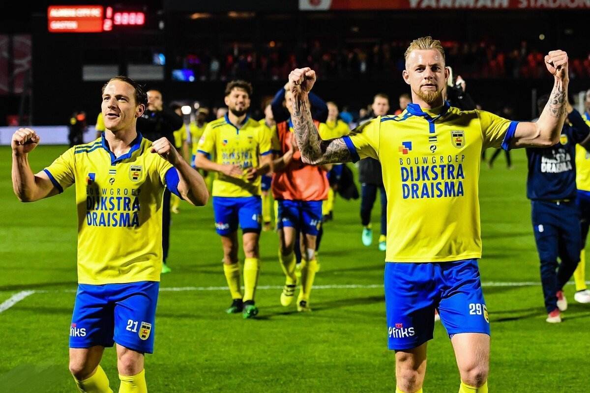 表现让他成 表现让他成