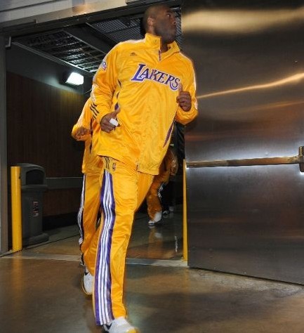 人能在篮下 人能在篮下