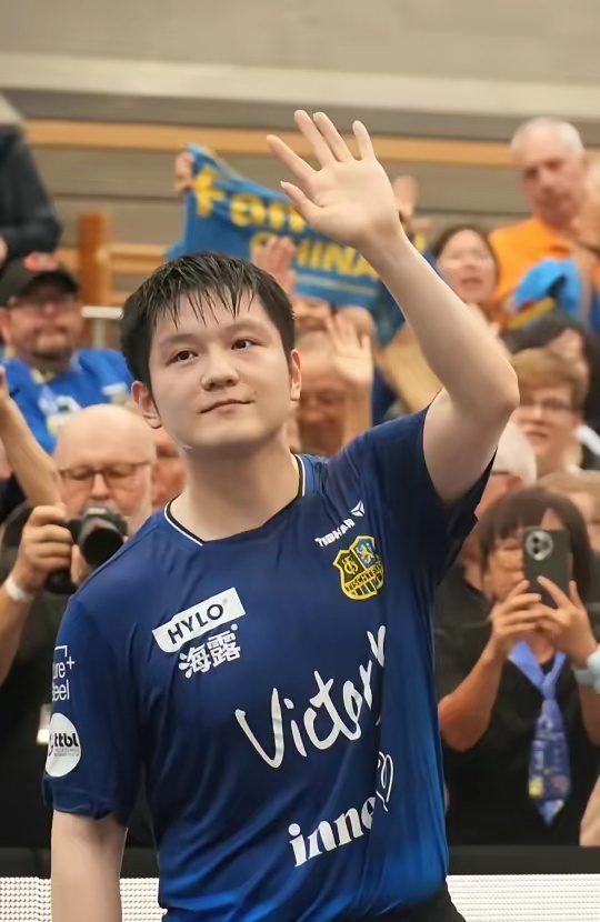 这位年轻中 这位年轻中