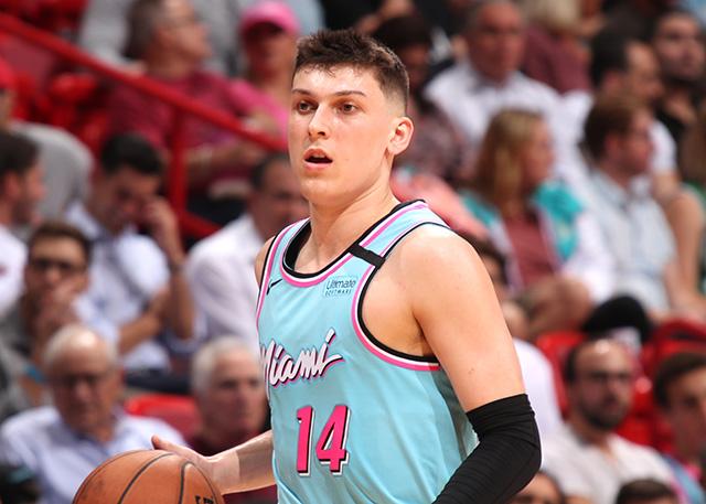 教练风格的 教练风格的